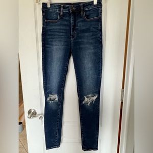American Eagle Super High-Rise Jegging size 6